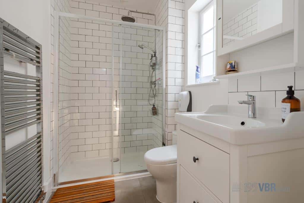 193VBR with shared bathrooms