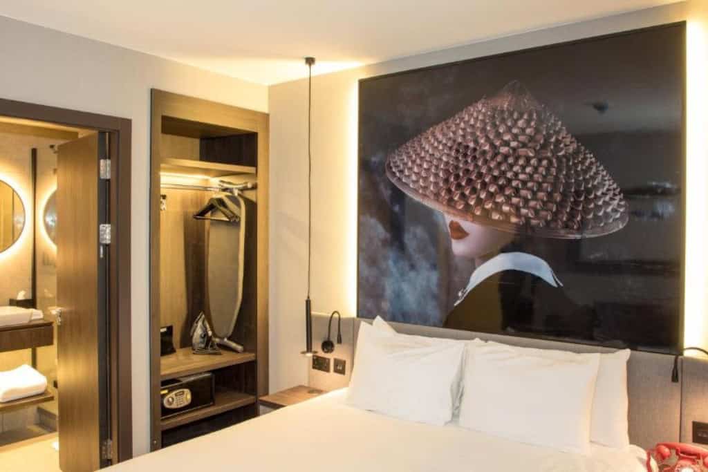 radisson red dormir greenwich