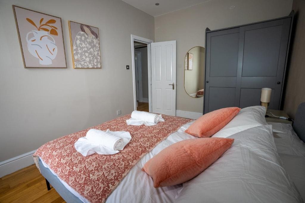 cosy central london flat