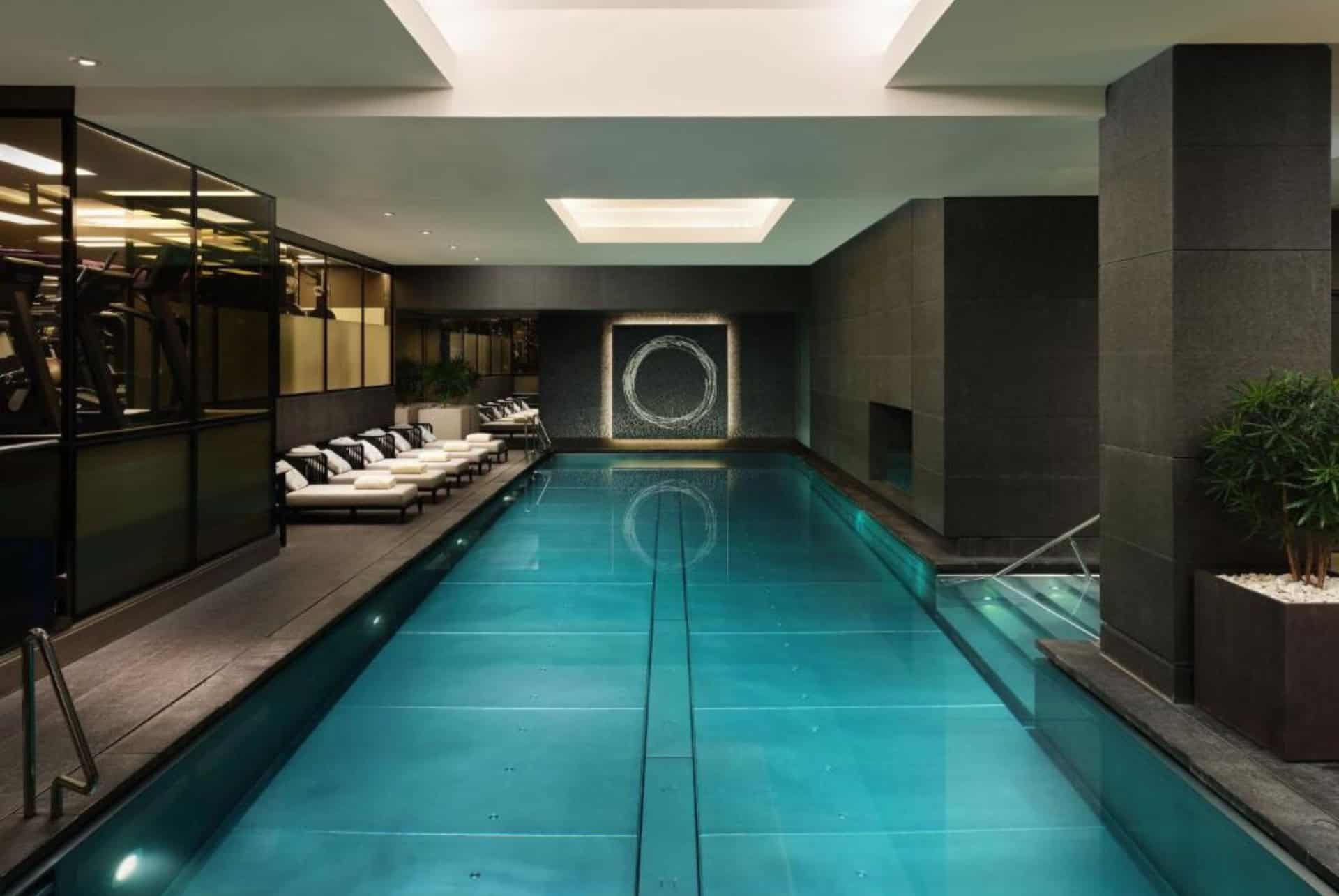 mandarin oriental piscine