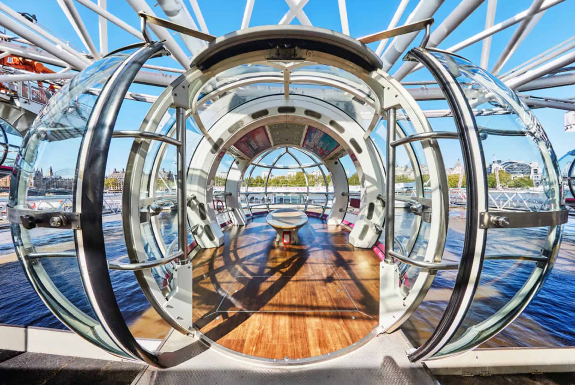 cabine london eye
