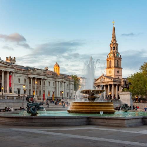 trafalgar square a londres
