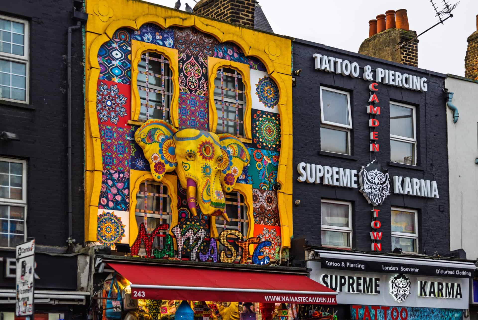 facade art camden town