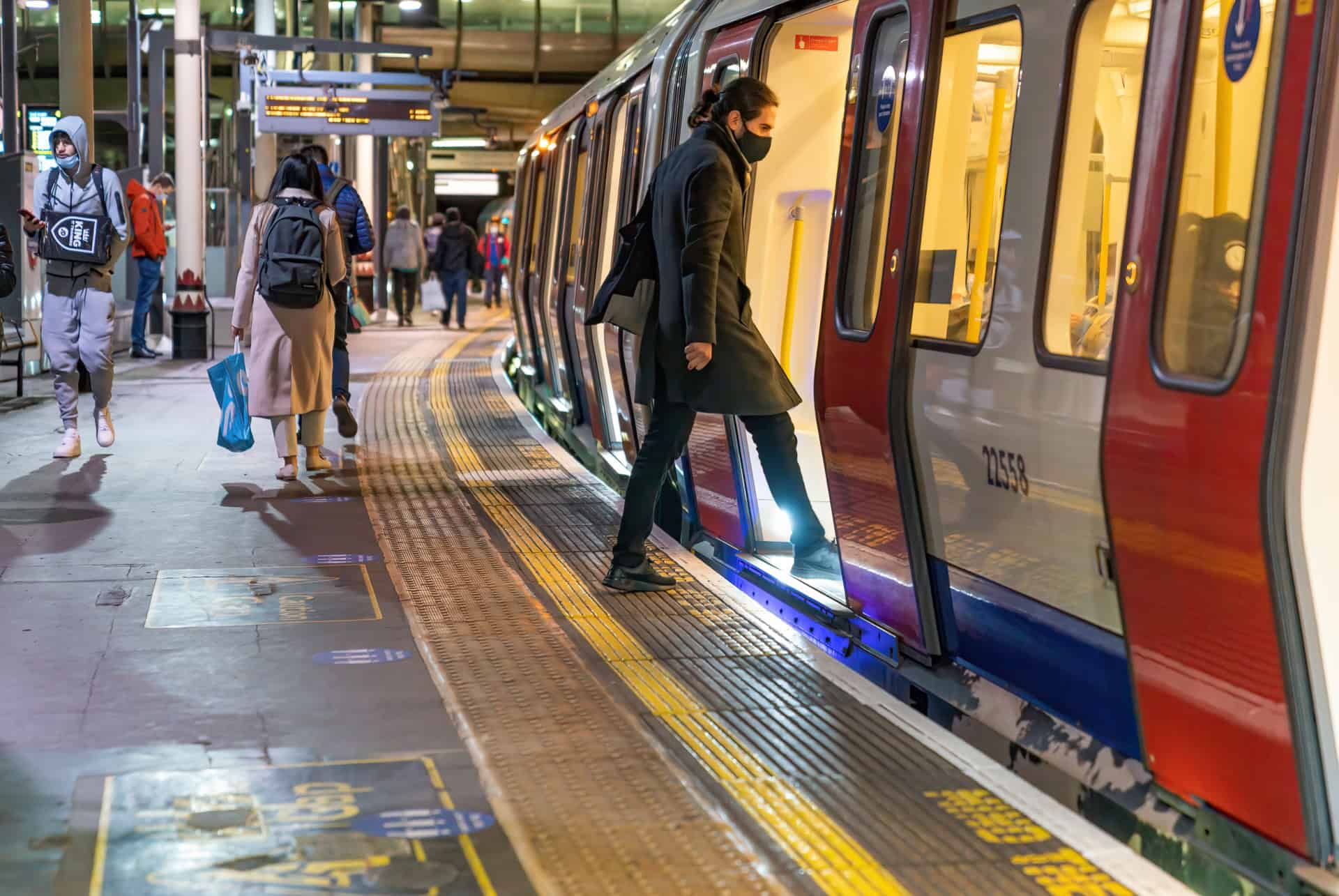 horaires metro londres