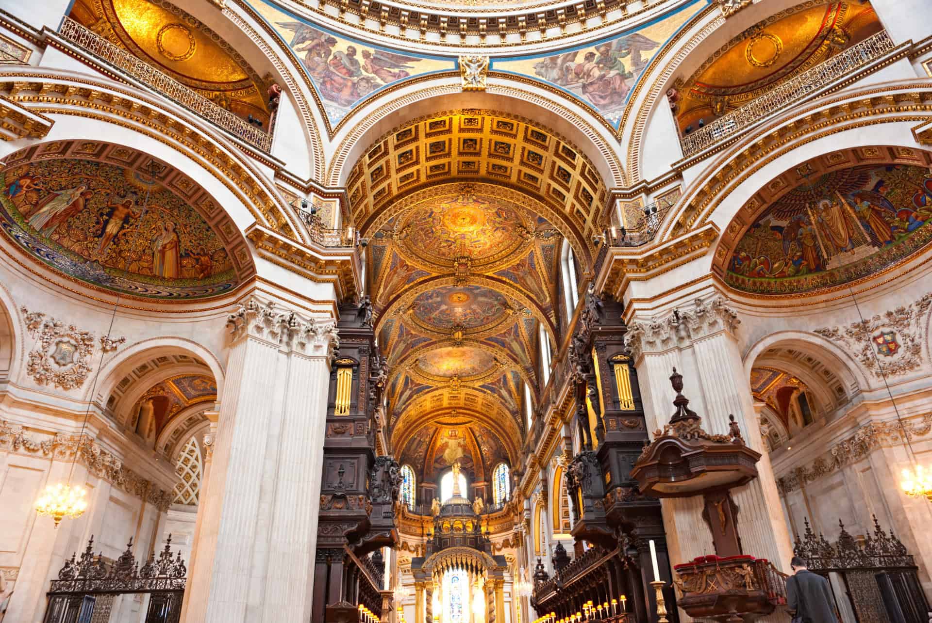 peintures plafond interieur de la cathedrale saint-paul