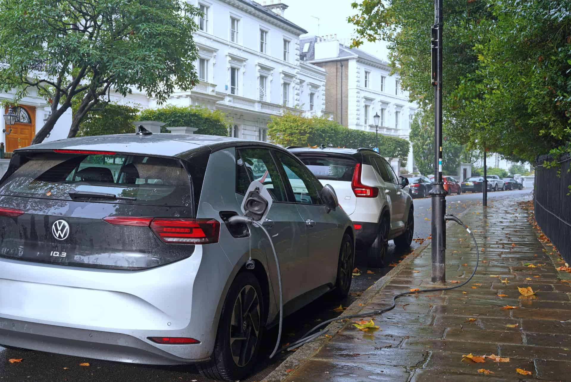 place de stationnement pour voiture electrique