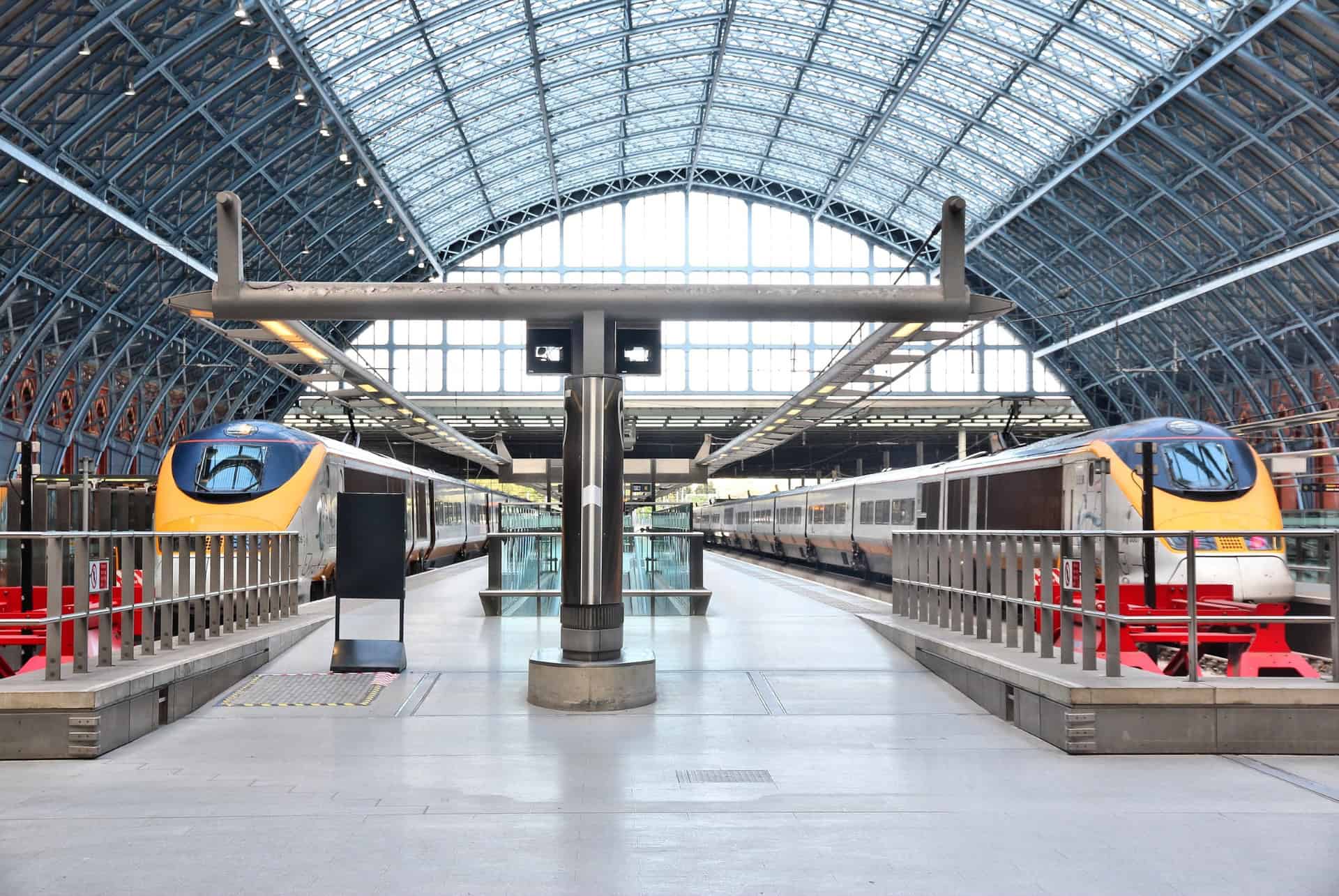 trains en gare de saint pancras