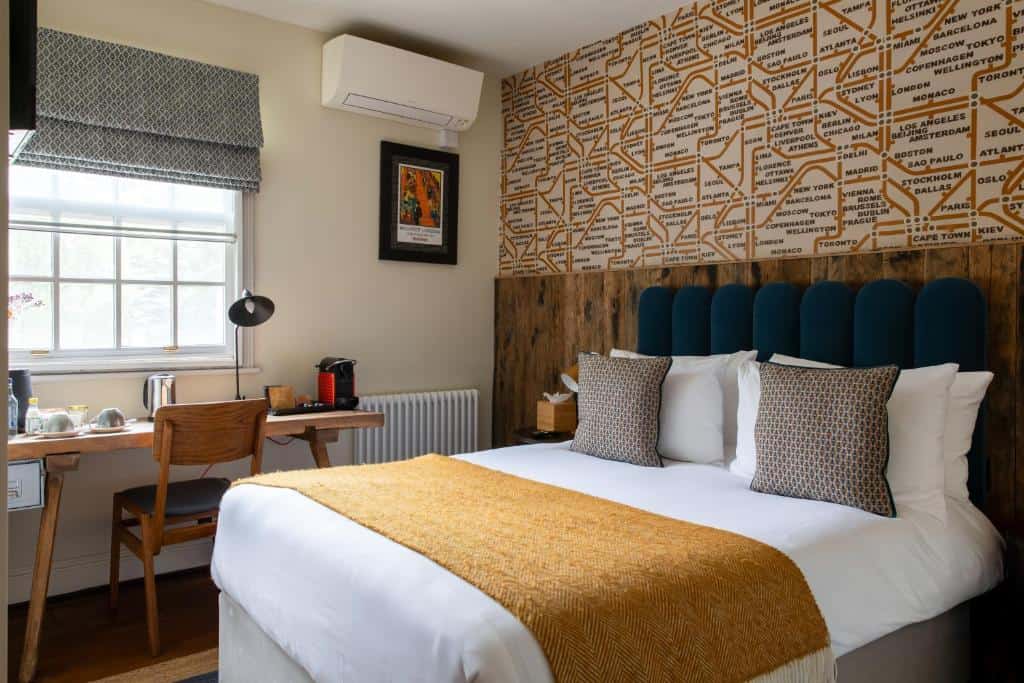 the pilot inn the pilot inn