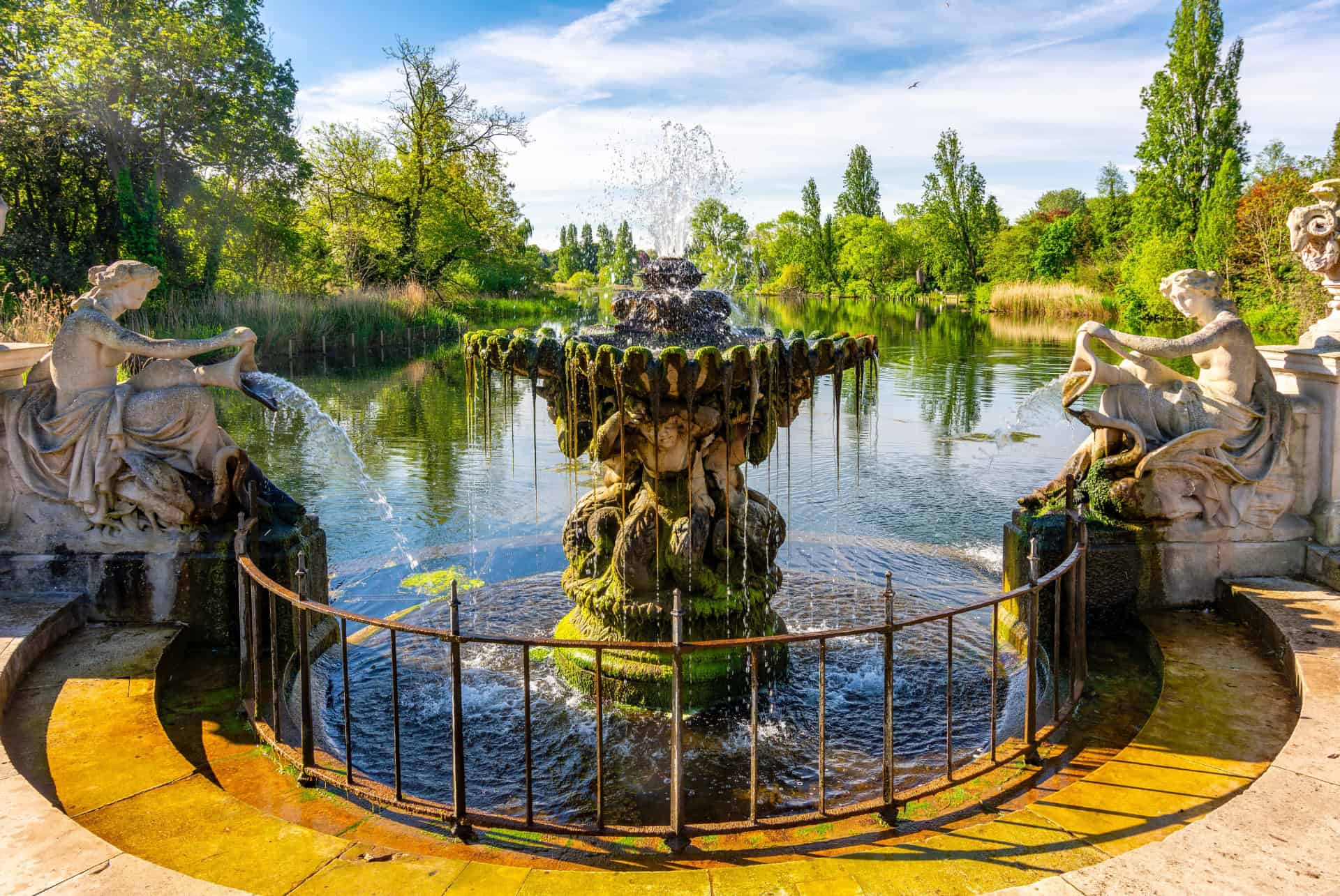 fontaine italian gardens kensington