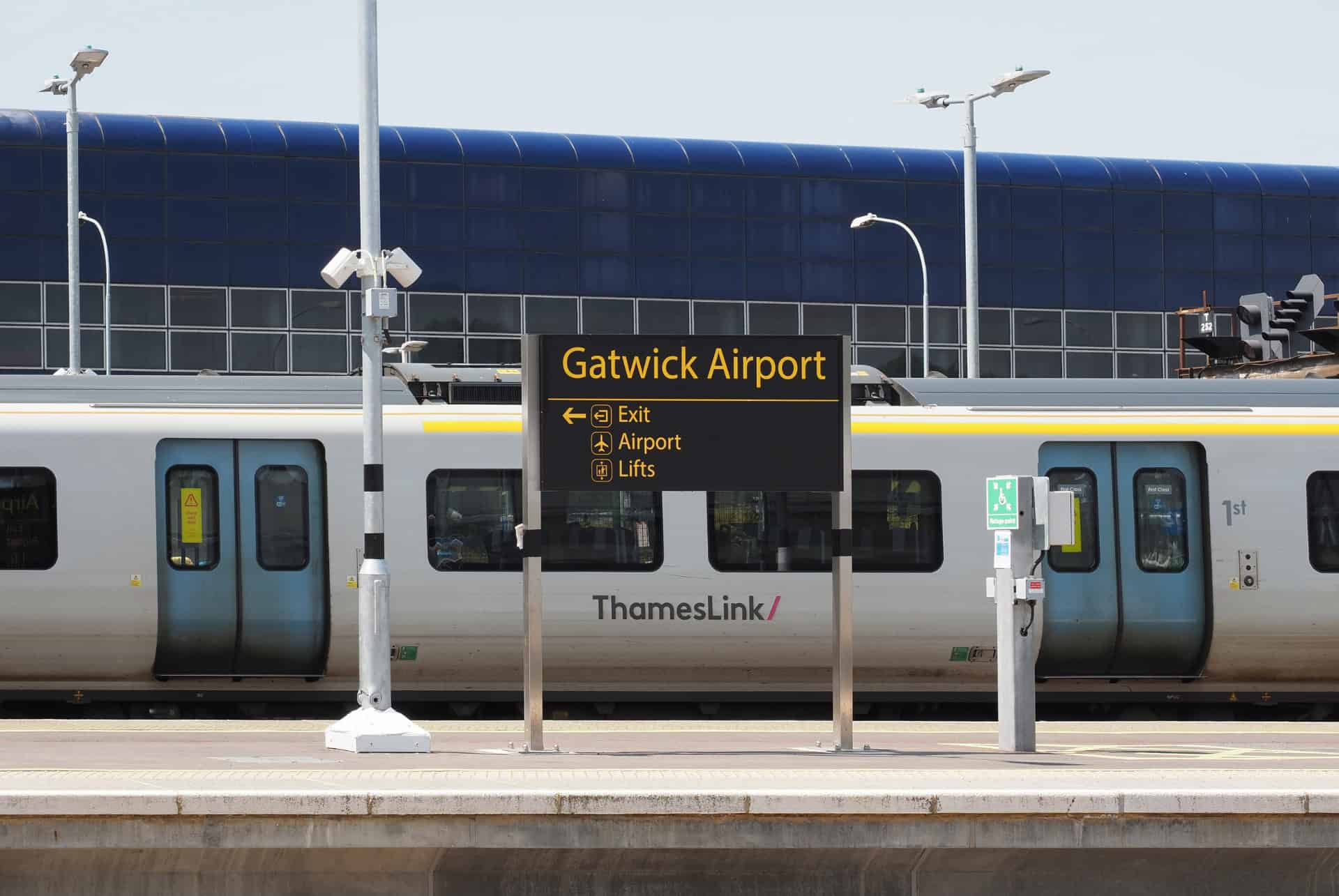 train gatwick train gatwick