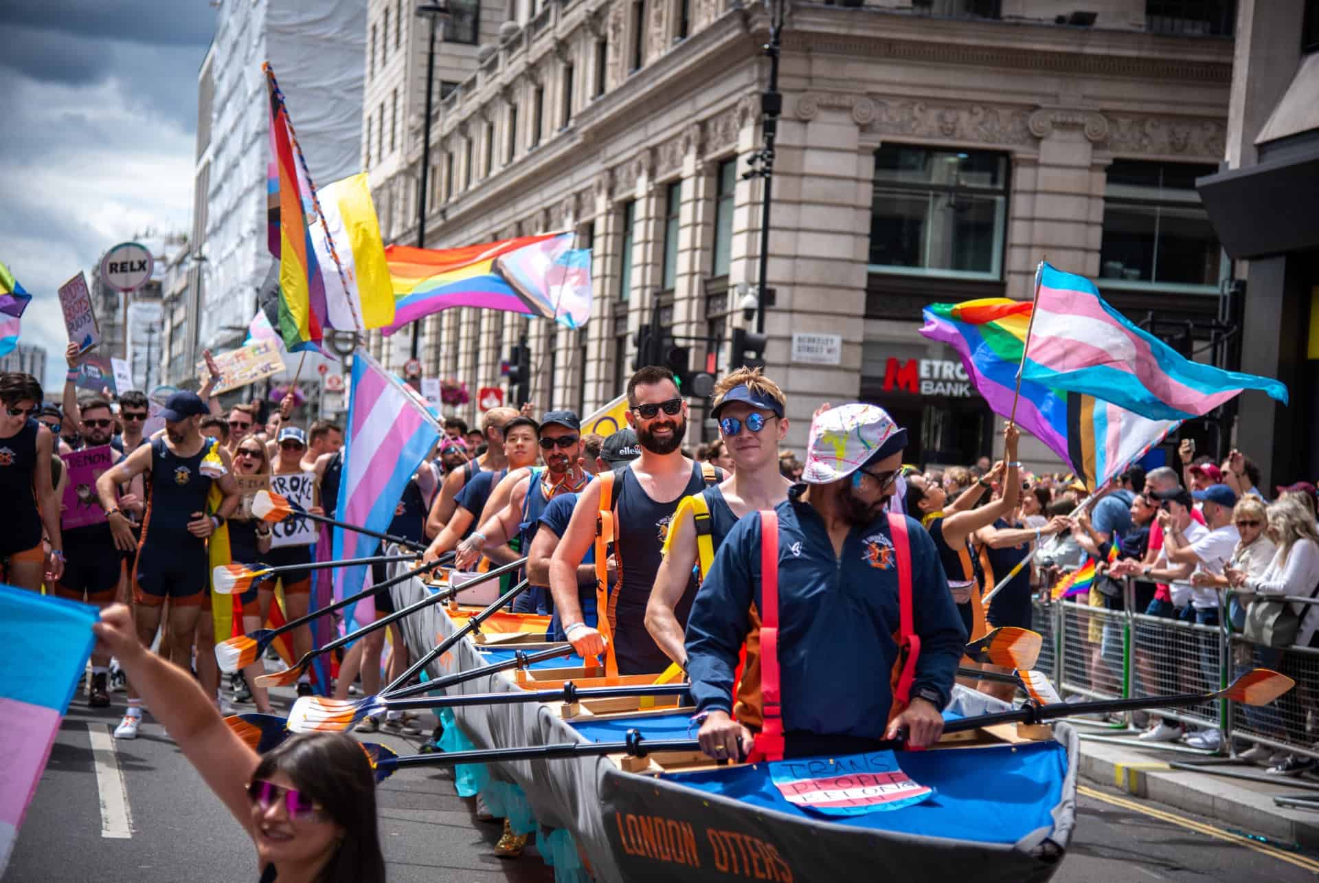 defile pride londres